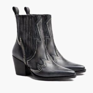 NWOT Thursday Boot Company Icon Booties